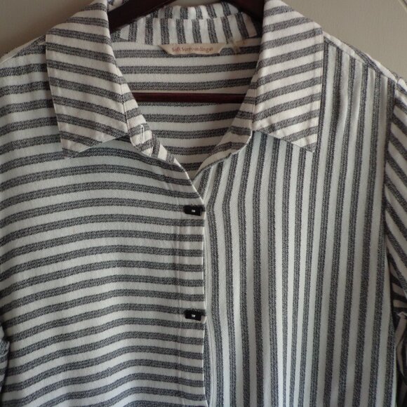 NWOT Soft Surroundings Striped Asymmetrical Tunic L Black/White Button Closure - Picture 4 of 16